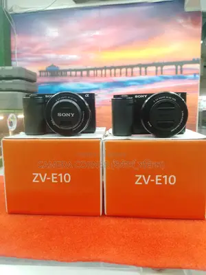 Sony ZV E10 &16-50mm OSS lens