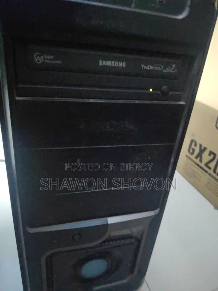 Desktop Computer Gigabyte 8GB Intel Celeron eMMC 128GB