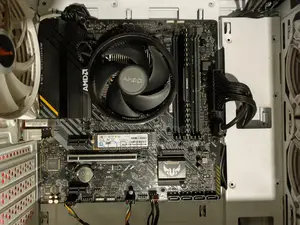 Asus Tuf Gaming A520 Ryzen 5 5600g, 8gb Ram 512gb Ssd
