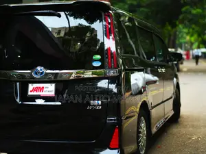 Toyota Noah WxB 2020