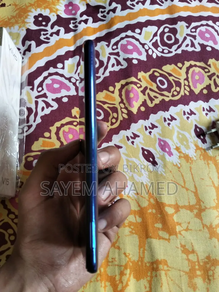 Vivo V15 fresh phone (Used)