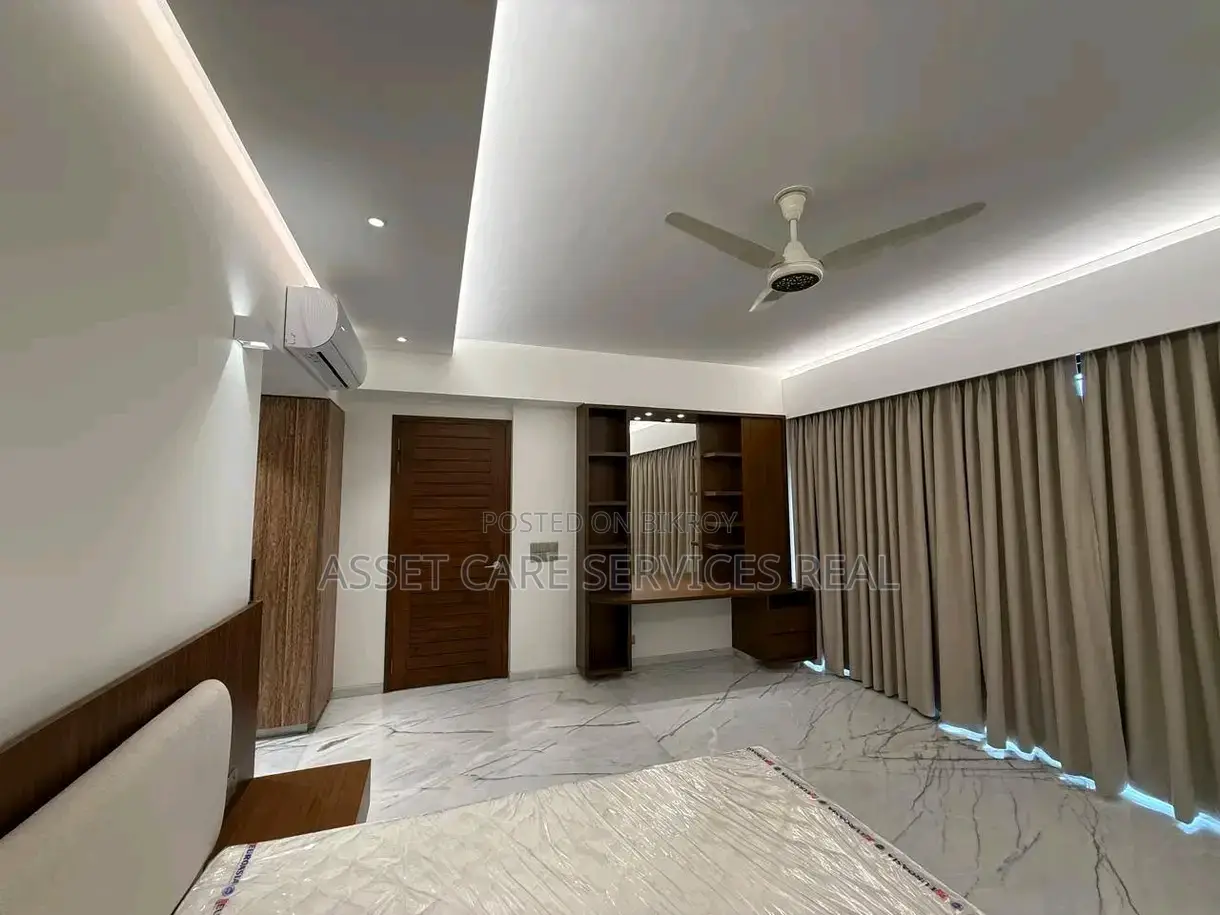 Luxury Fully Furnished Apartment with Gym & Pool in Gulshan-2