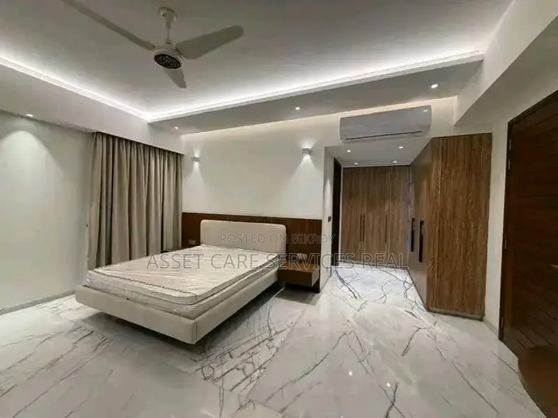 Luxury Fully Furnished Apartment with Gym & Pool in Gulshan-2