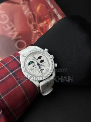 Iconic Omega Moon Swatch।পৃথিবীর সবচেয়ে কম ওজনের ঘড়ি।
