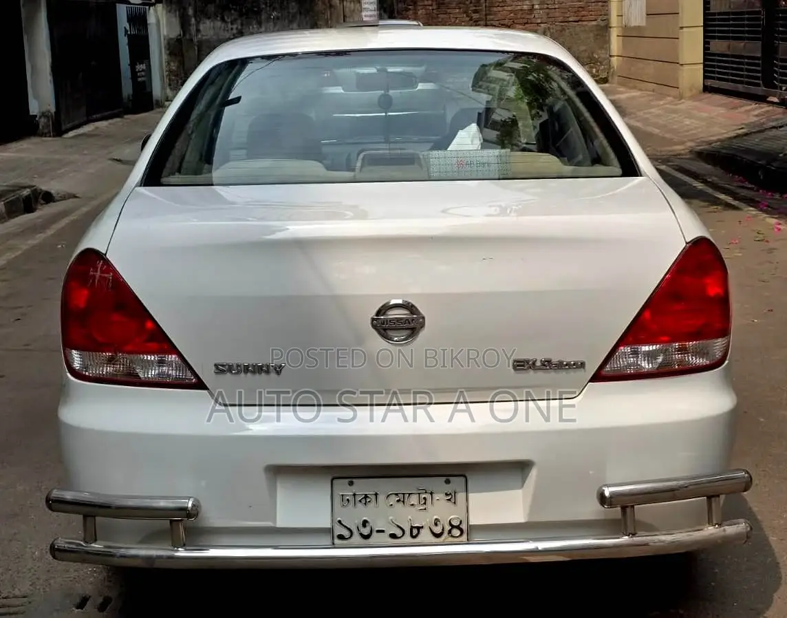 Nissan Sunny Ex Saloon 2011