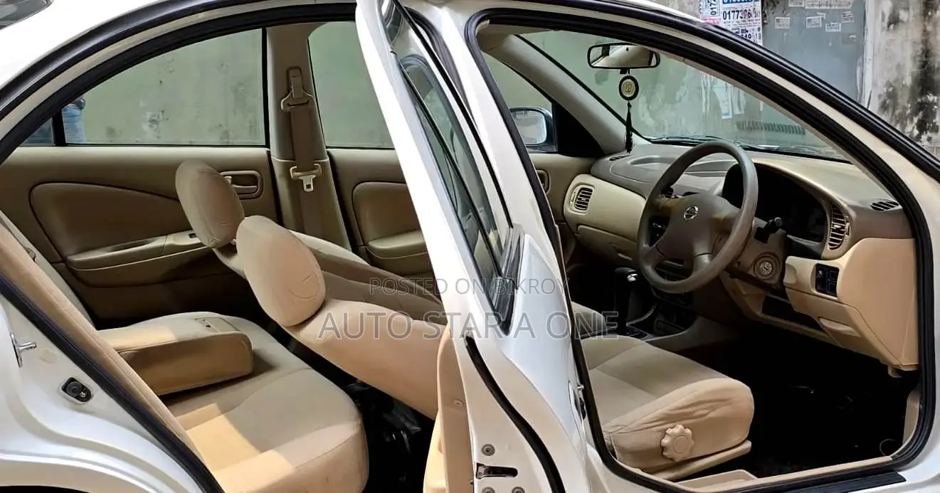 Nissan Sunny Ex Saloon 2011