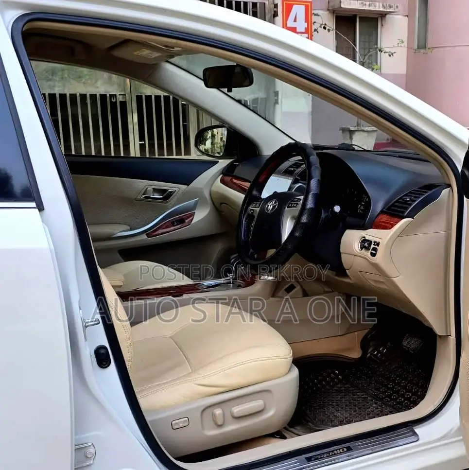 Toyota Premio G Superior F Ex 2015