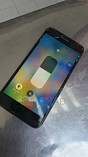Apple iPhone 8 Plus (Used)
