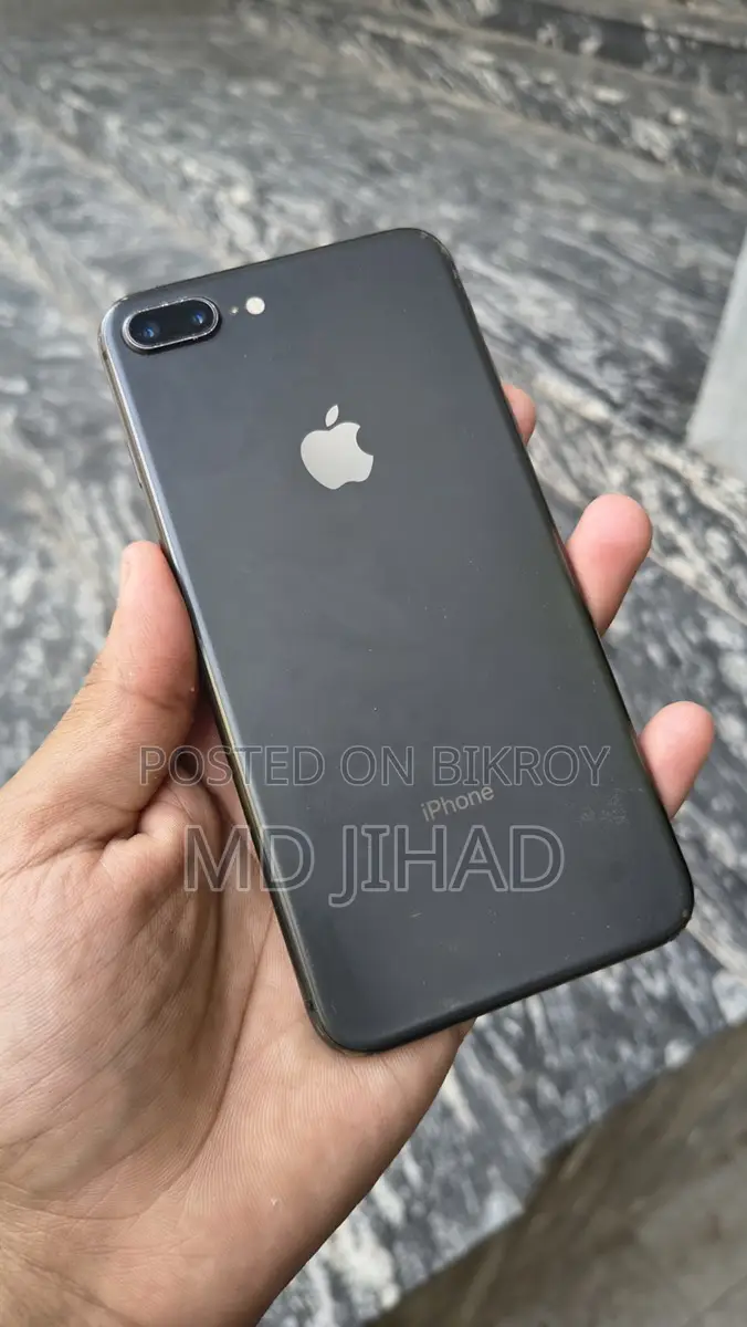 Apple iPhone 8 Plus (Used)