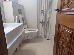 Premium Quality Furnished Apartment with American Fittings for Rent at Baridhara Diplomatic Zone