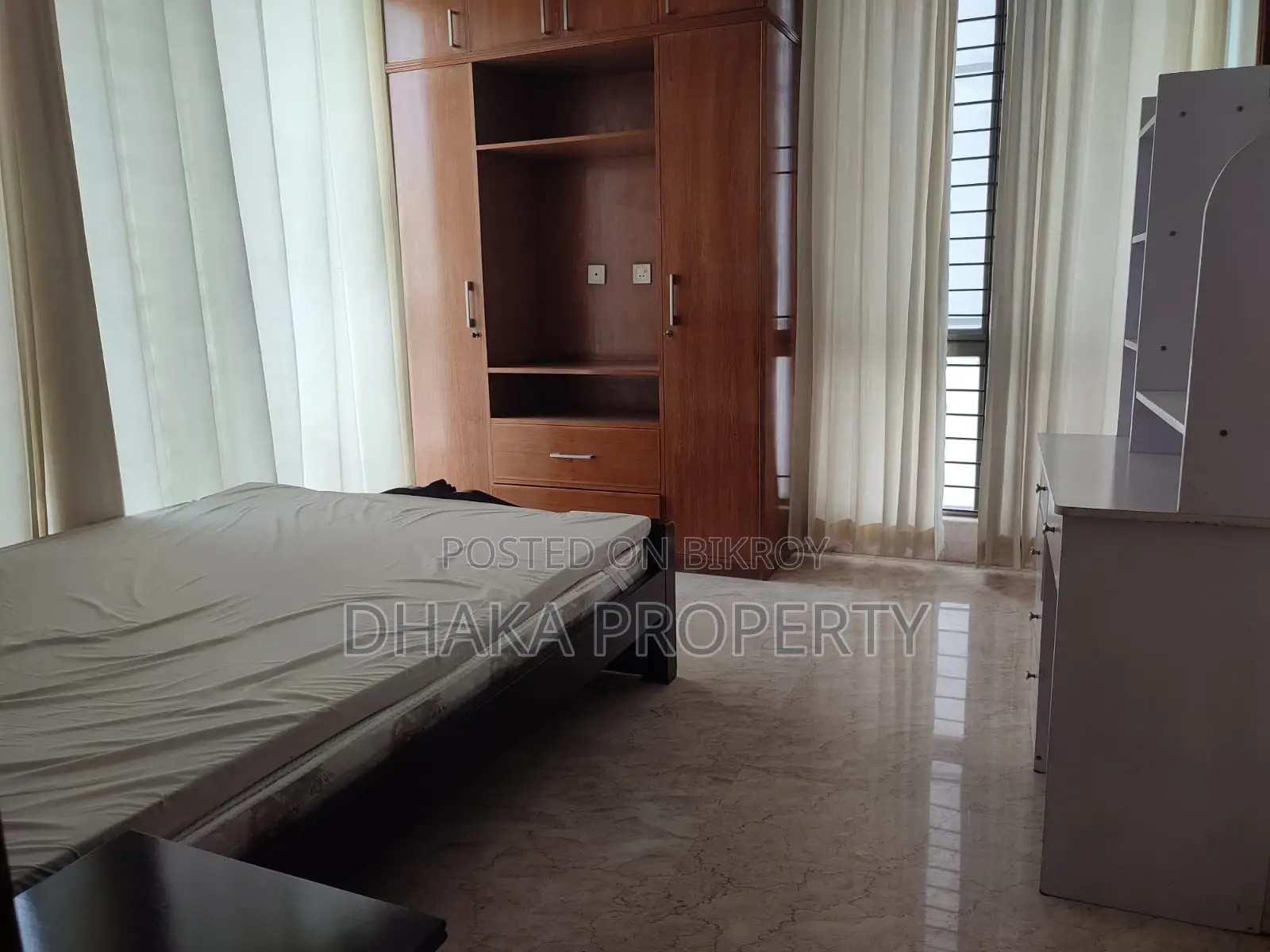 Premium Quality Furnished Apartment with American Fittings for Rent at Baridhara Diplomatic Zone