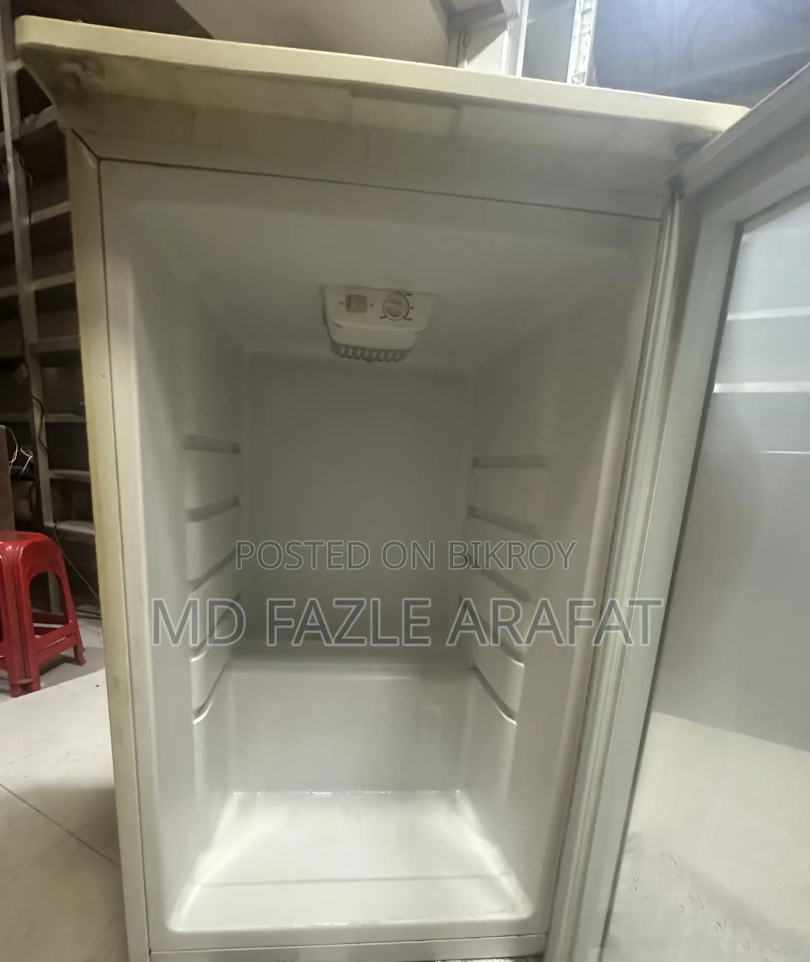 Samsung-Electra 78 litre glass door fridge