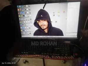 Desktop computer