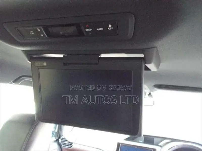 Toyota Esquire GI PKG 4.0 PURPLE 2020