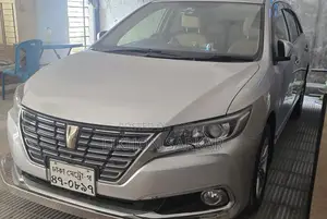 Toyota Premio 2018