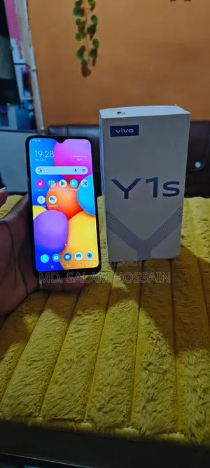 Vivo Y1s (Used)