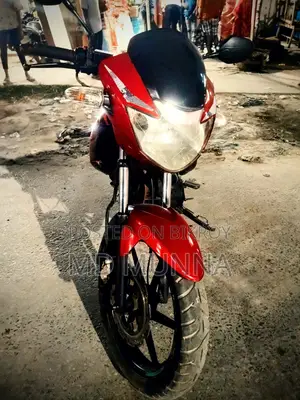 TVS APACHE RTR 150 . 2011