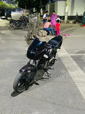 Bajaj Pulsar 150 . 2014