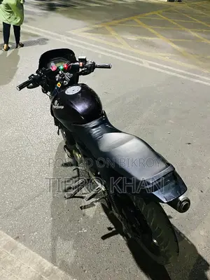 Bajaj Pulsar 150 . 2014