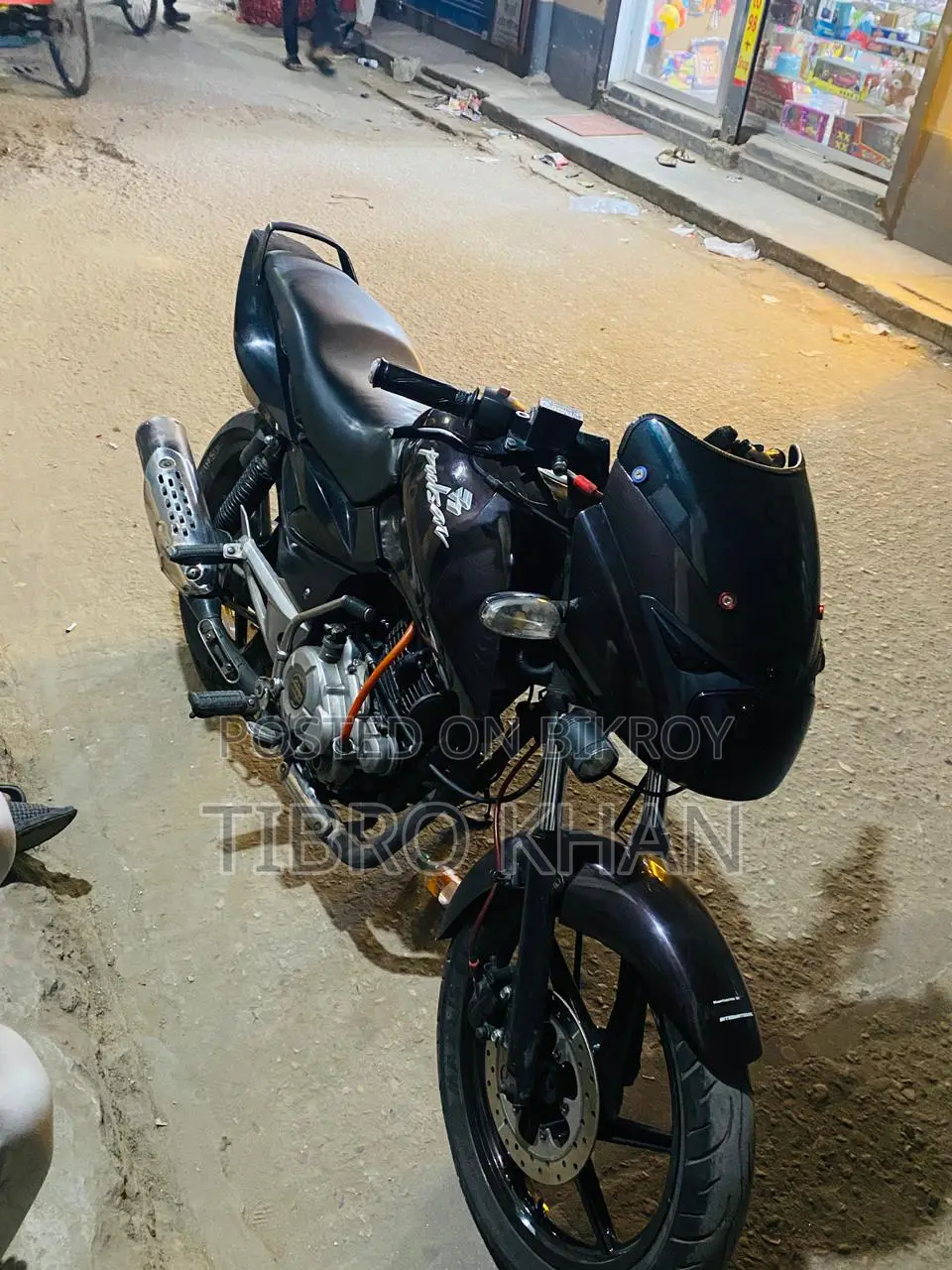 Bajaj Pulsar 150 . 2014