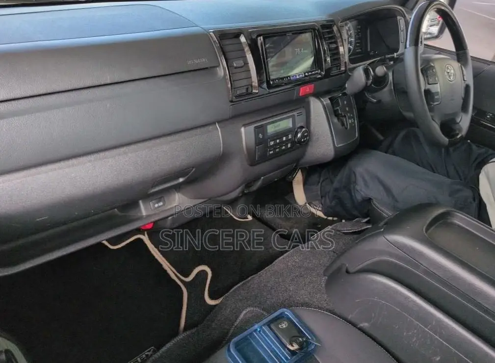 Toyota Hiace SUPER GL DARK PRIME2 2021