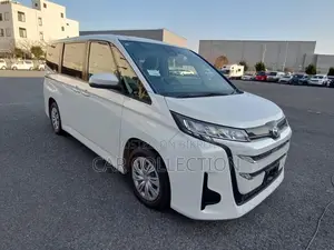 Toyota Noah S-G 2022