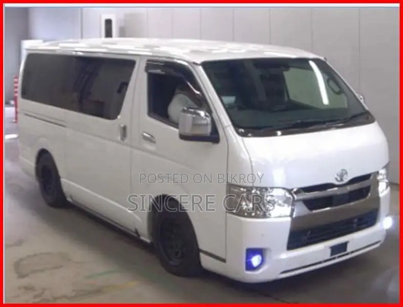 Toyota Hiace SUPER GL DARK PR 2DP 2021