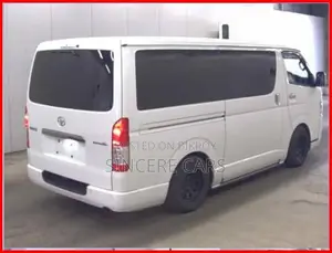 Toyota Hiace SUPER GL DARK PR 2DP 2021