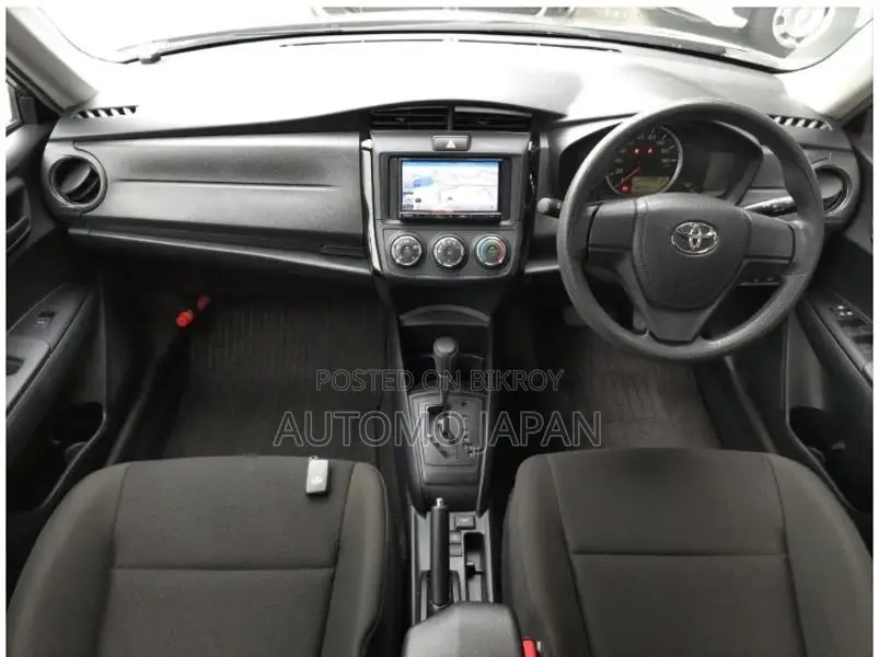 Toyota Axio EX 2022