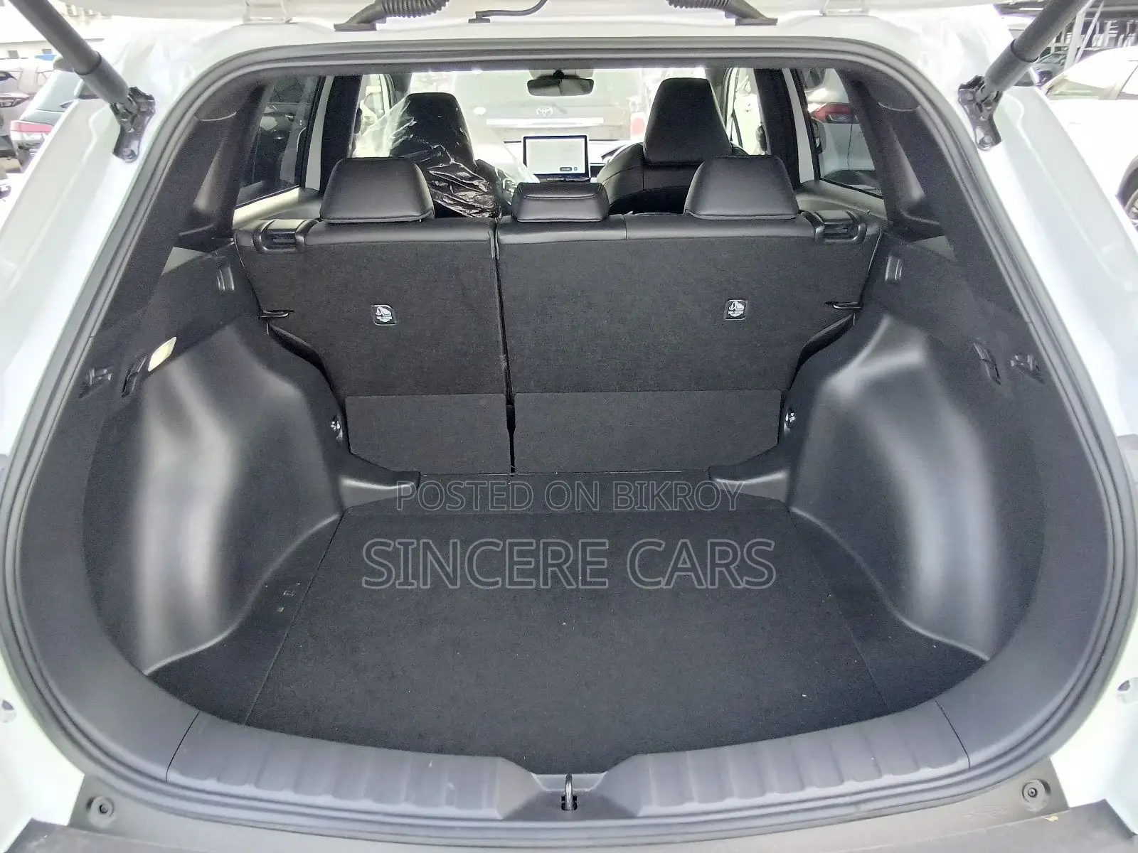 Toyota Corolla Cross Z FULL LOAD 4.5POINT 2024
