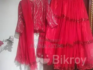 গাউন