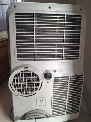 Midea 1-ton Portable Air Conditioner - Excellent Condition