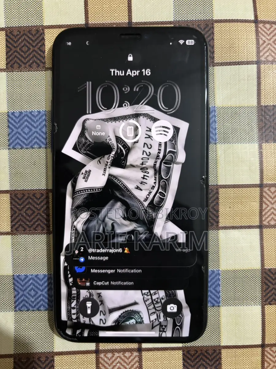 Apple iPhone 11 Pro . (Used)