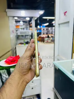 অ্যাপল আইফোন ১১ (ব্যবহৃত)