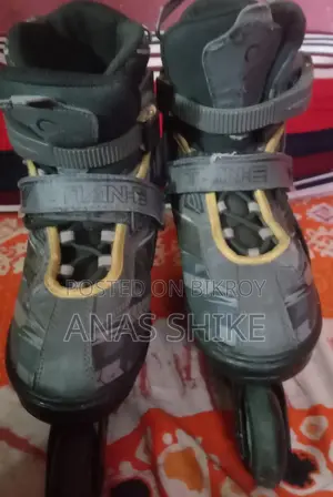 Skating Shoes for Sale