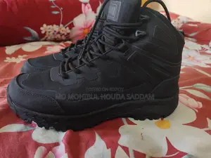 Black Boots