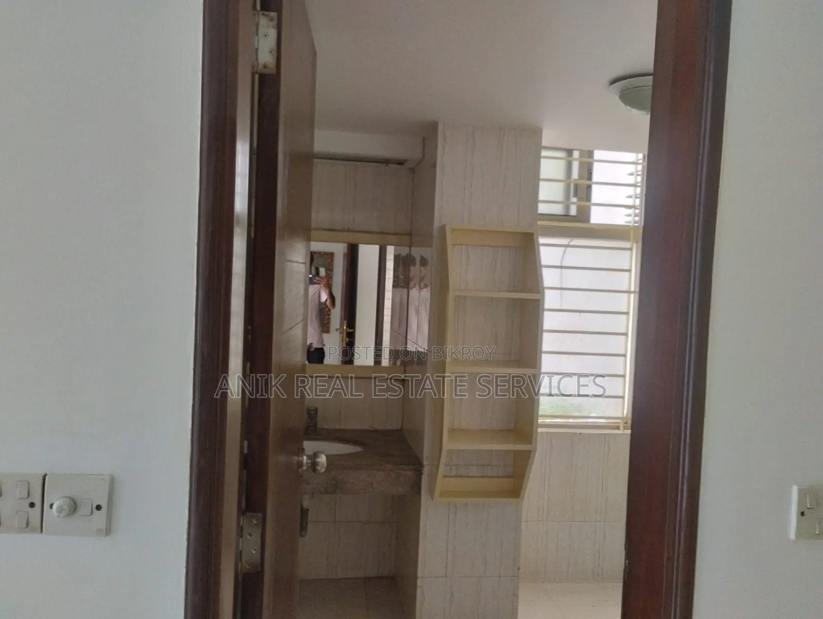 Modern Good Quality Full Farnised Flat Rent At Banani