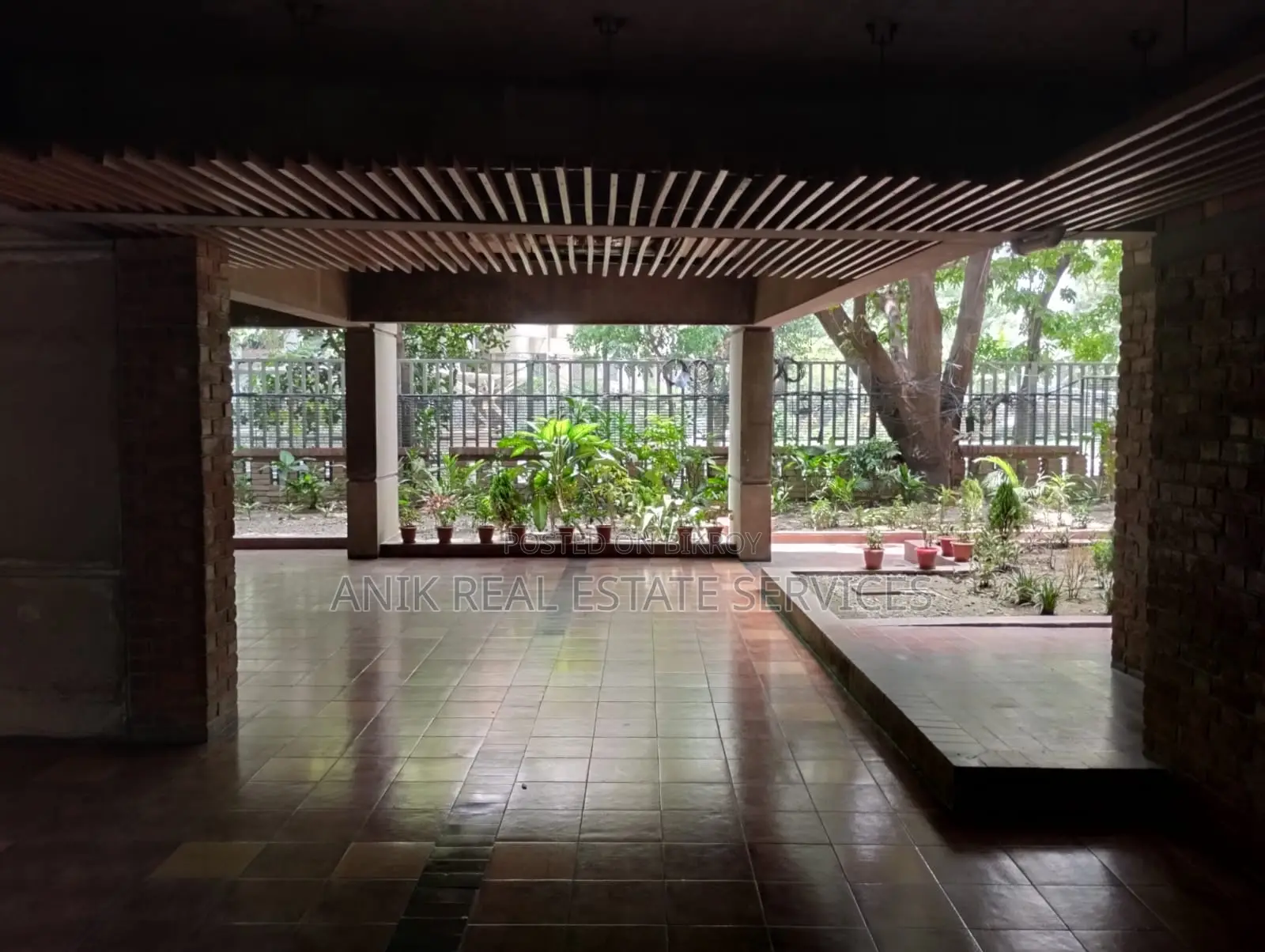 Modern Good Quality Full Farnised Flat Rent At Banani