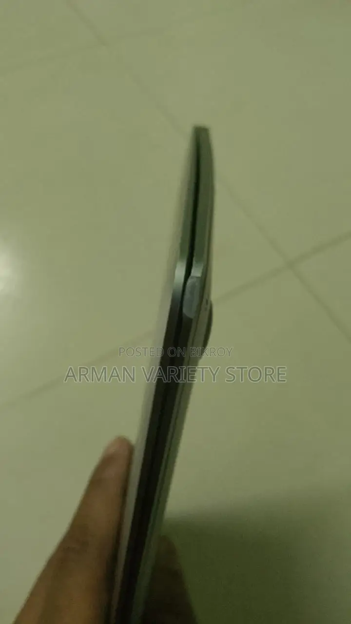 Apple MacBook Air M1 (2020) – Used