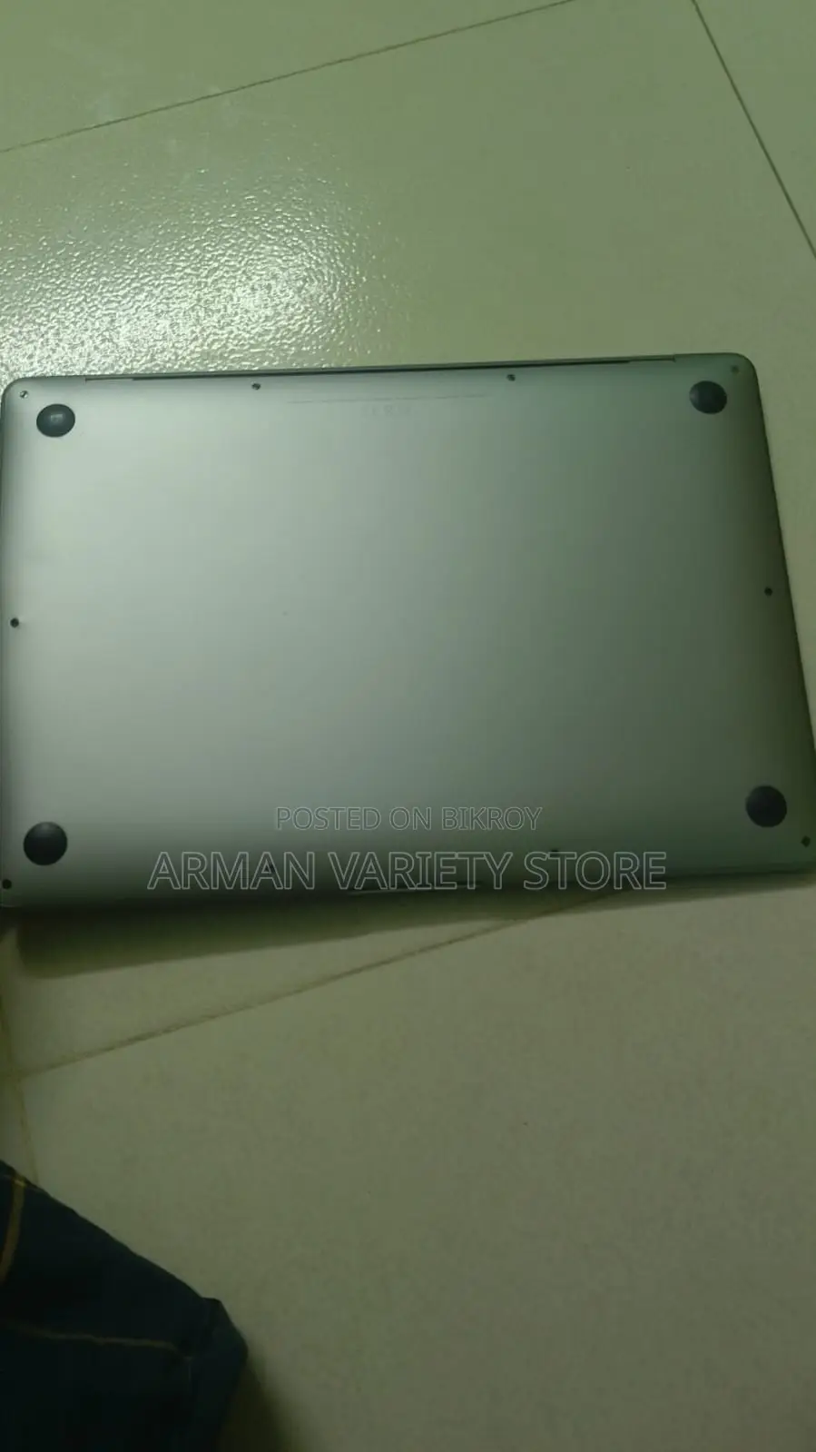 Apple MacBook Air M1 (2020) – Used