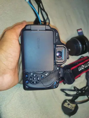 Canon 700D with 50mm prime lens