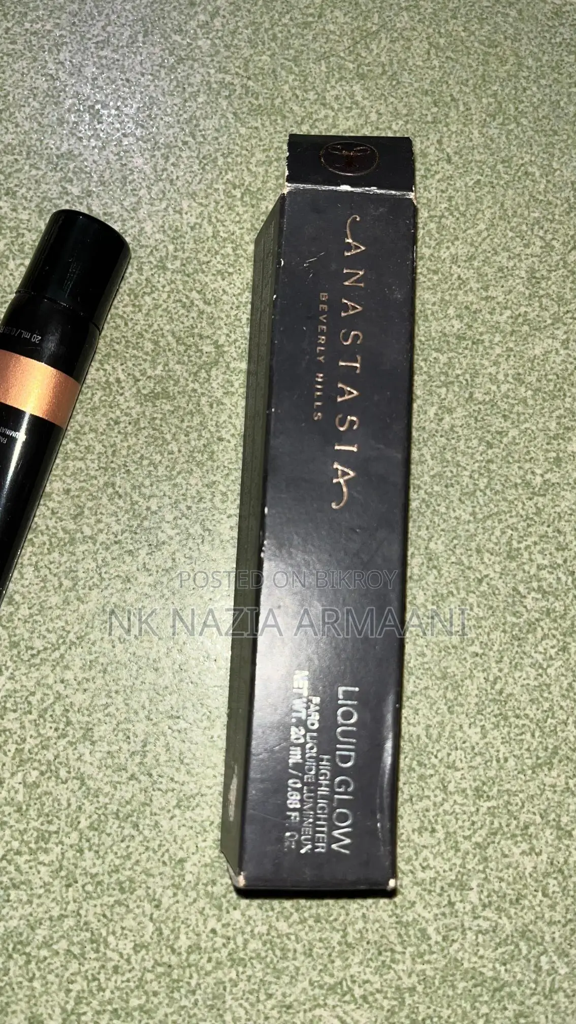 liquid Highlighter...dewy makeup look ar jonno