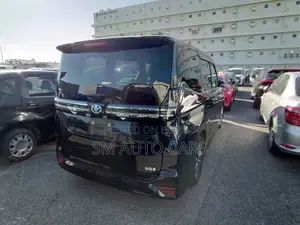 Toyota Voxy Hybrid SZ Blackish 2022