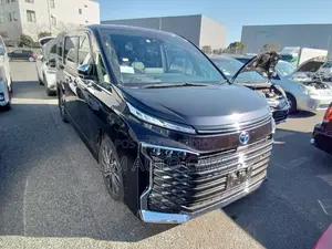 Toyota Voxy Hybrid SZ Blackish 2022