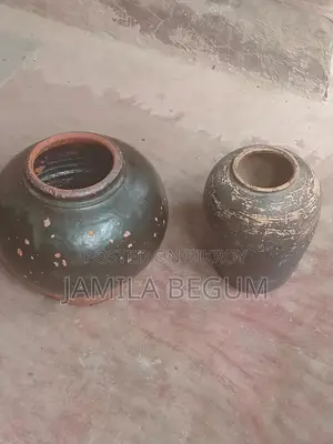 Elegant Vintage Clay Vase Set 2 Pieces
