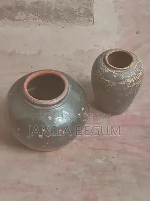 Elegant Vintage Clay Vase Set 2 Pieces