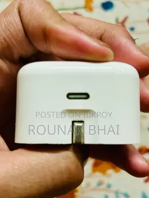 Apple 20W Adapter