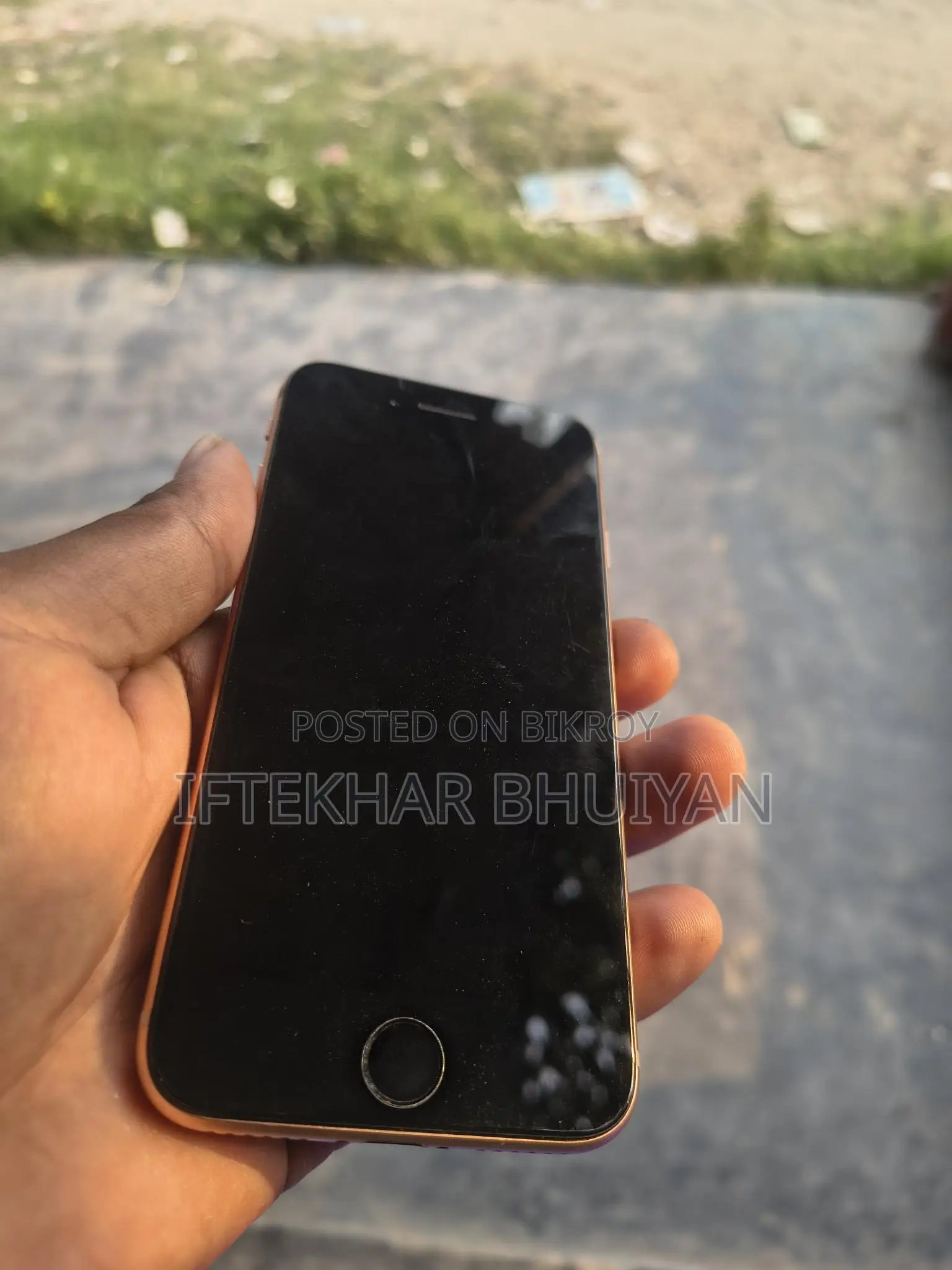 Apple iPhone SE 64 GB (ব্যবহৃত)