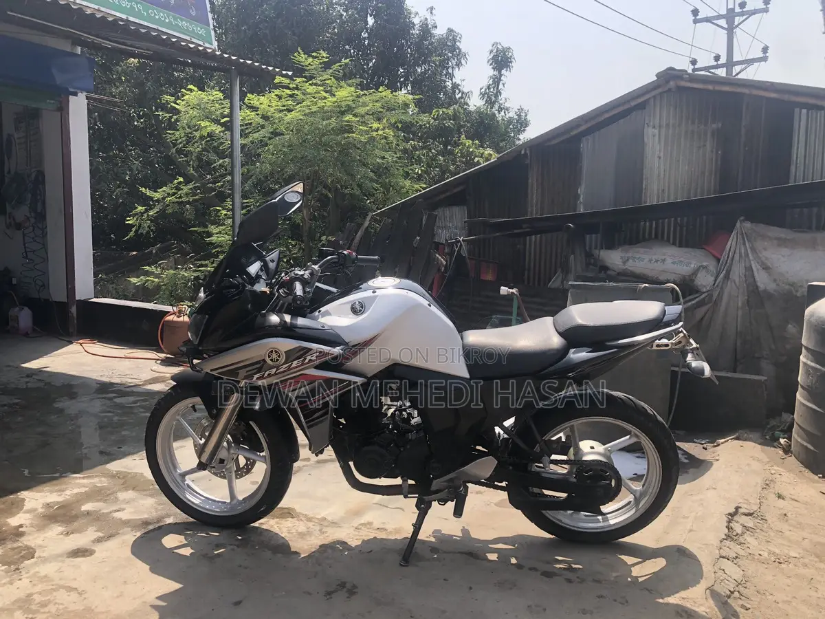 Yamaha Fazer 2018