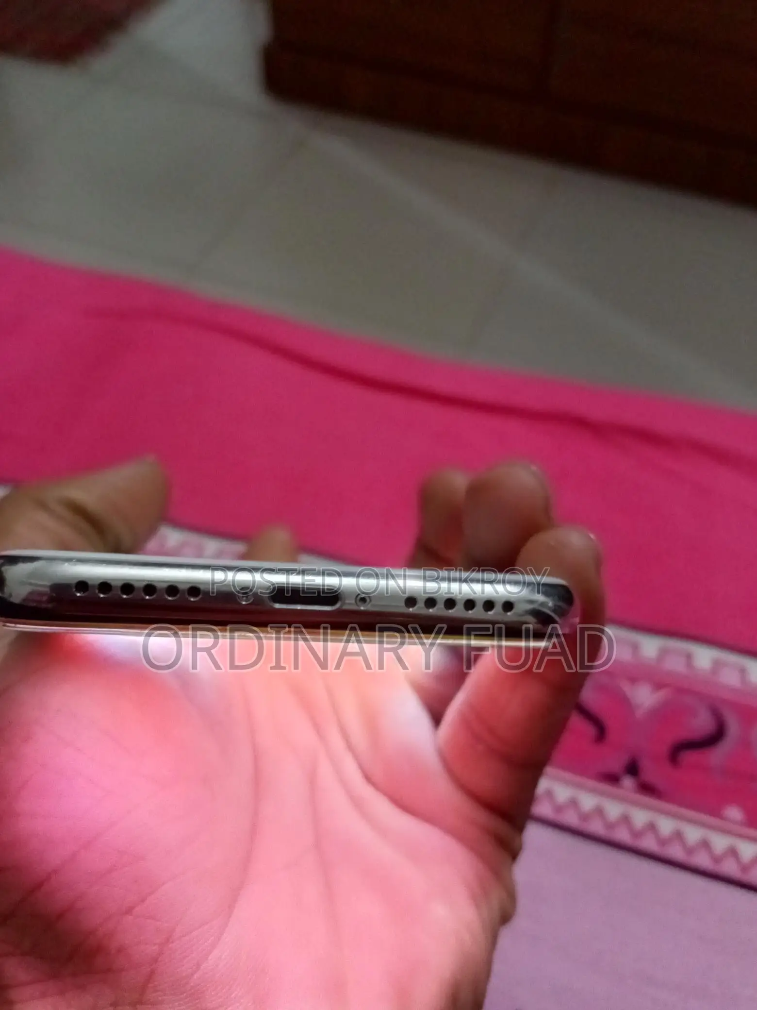 Apple iPhone X (Used)